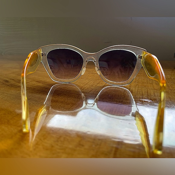 Cat Eye Sunglasses. Clear Frames with Golden Tone Temples - Picture 4 of 6